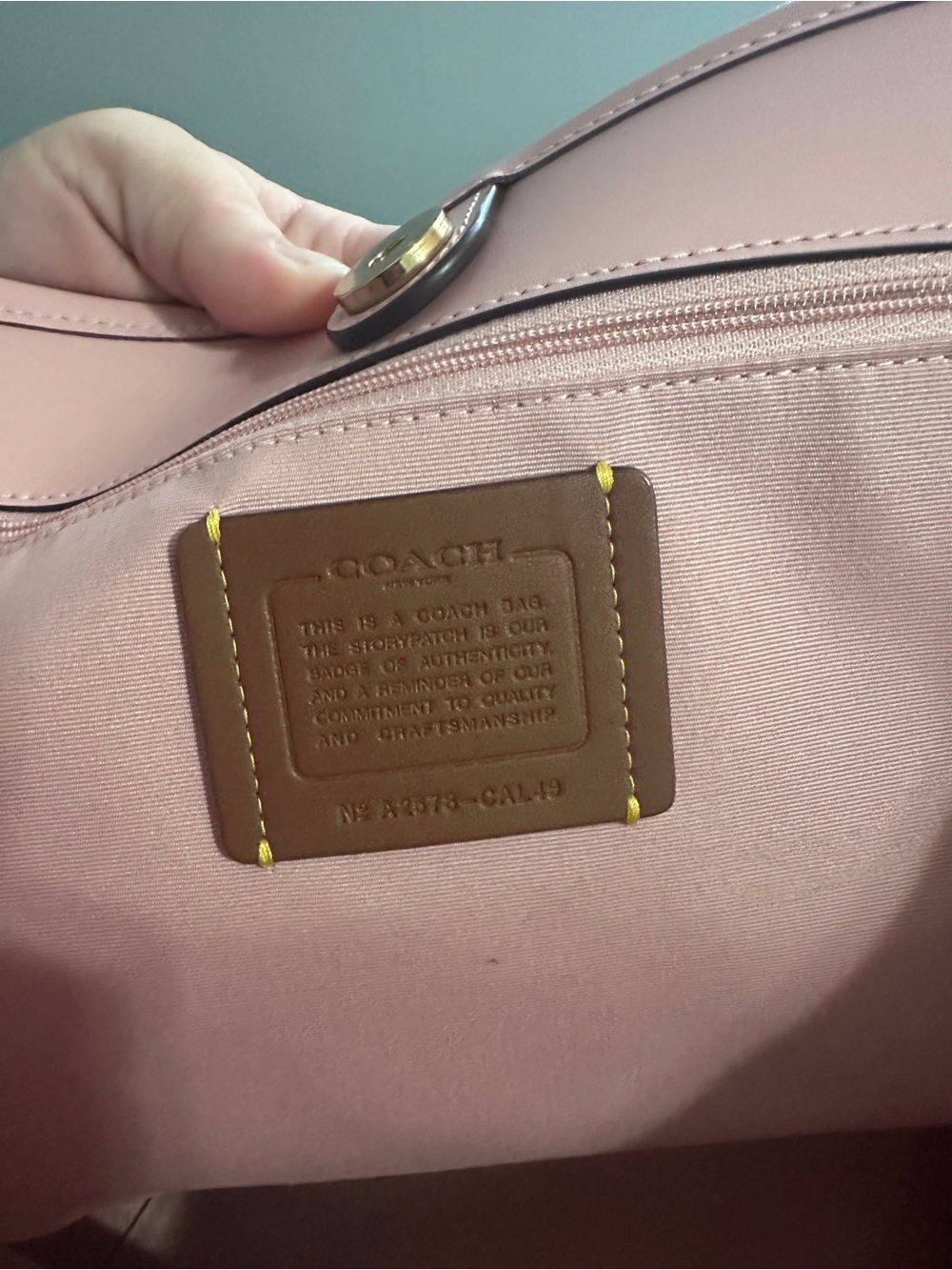 Coach City Tote Signature Pink Bag NWOT - Picture 3 of 6